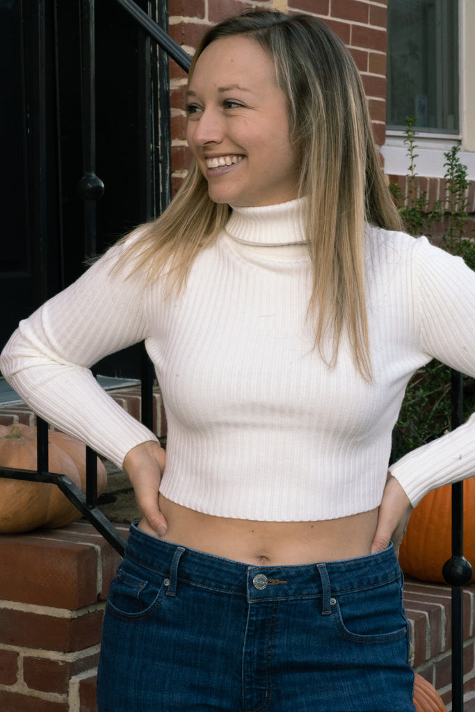 White Cropped Turtleneck